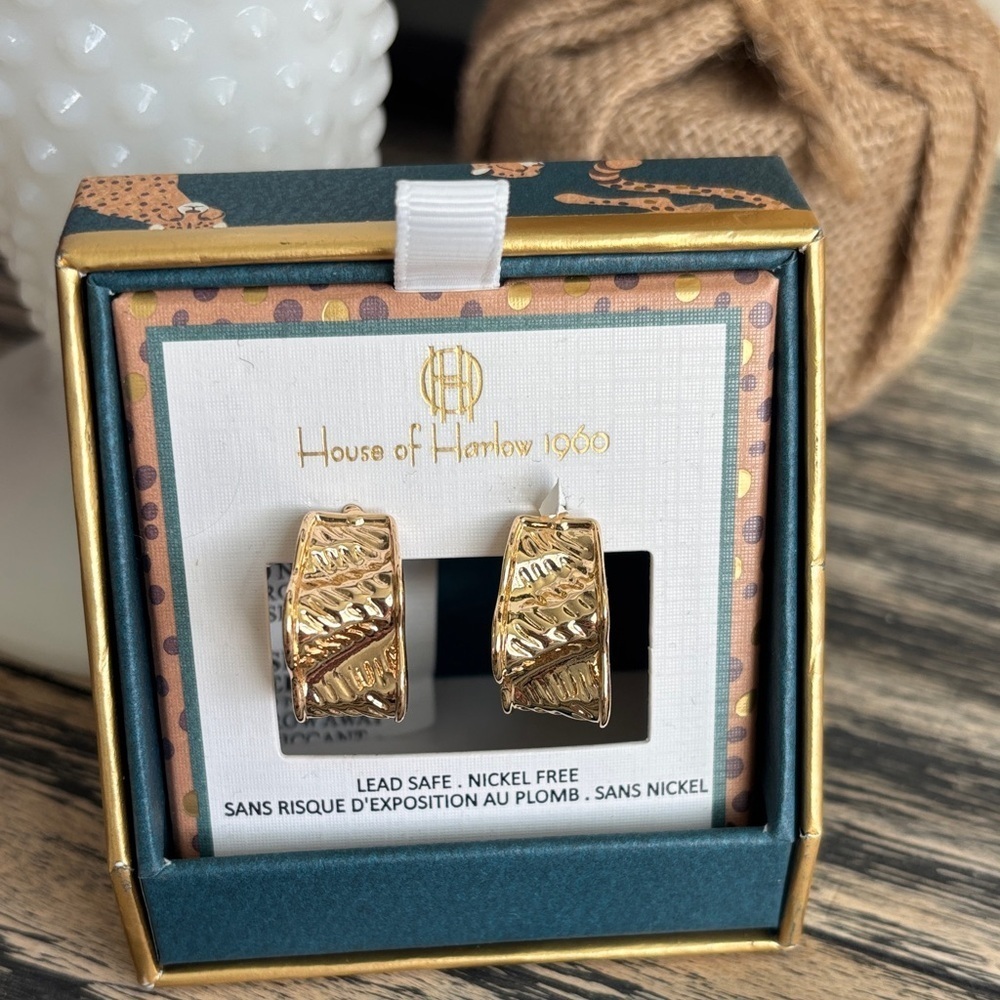 House of Harlow 1960 Gold Leaf Pattern Earrings